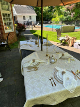Load image into Gallery viewer, Outdoor Tablecloths